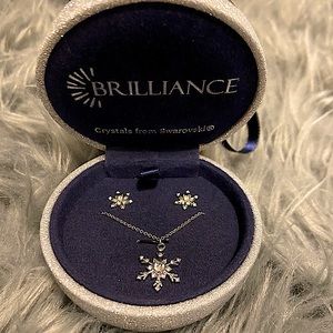 Brilliance Snowflake Earrings & Necklace